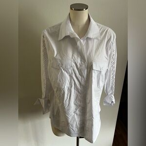 NWT - XL - ZAC & RACHEL - White Button-Up Shirt side like a tshirt material